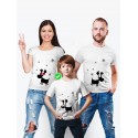 Футболка Family Look с принтом "Олени со снежинками" для всей семьи в одном стиле