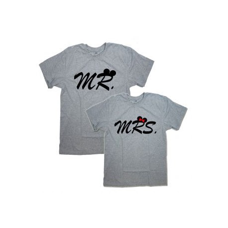 Парные футболки с надписью "MR.&MRS."